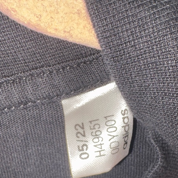 Adidas Men's Gray Tee with Pink Graphic - Picture 5 of 5